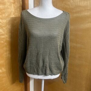 ✨✨NWT RDI Olive Green See Through Hole Sweater M